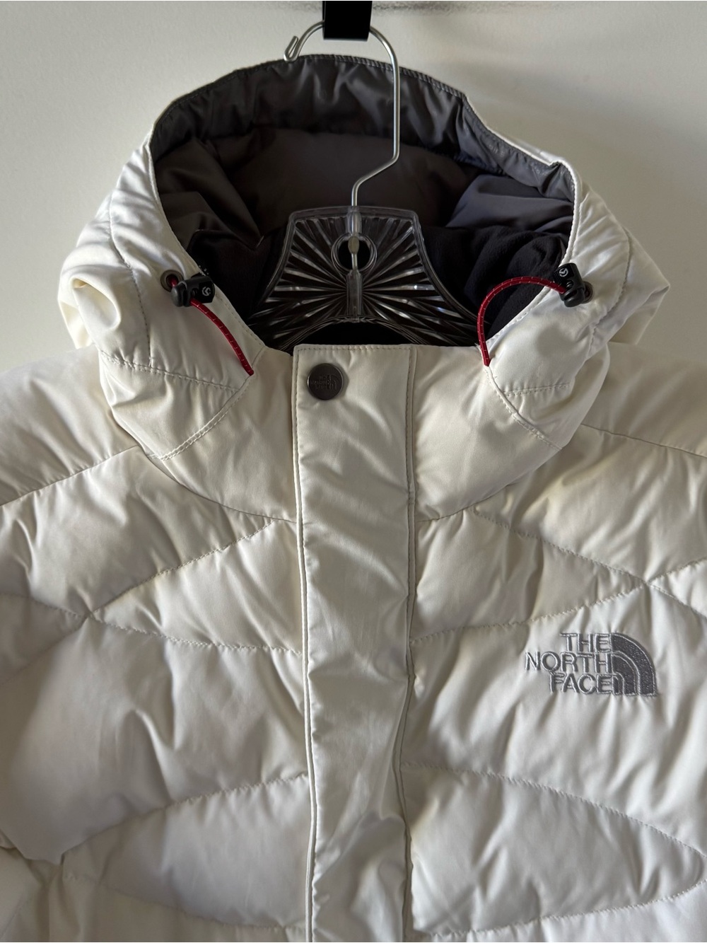 The North Face puffer coat - Picture 5 of 15